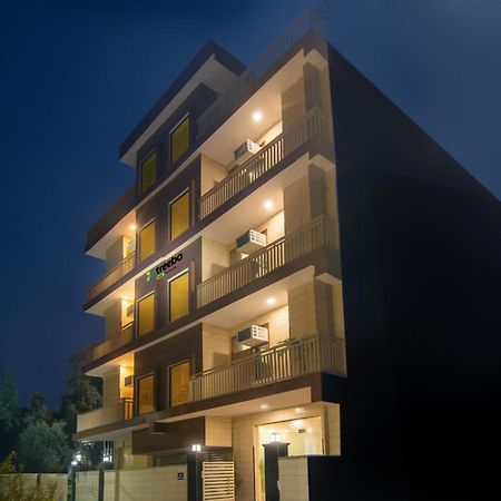 Treebo Elite Corporate, Sector 62 Hotell Noida Exteriör bild