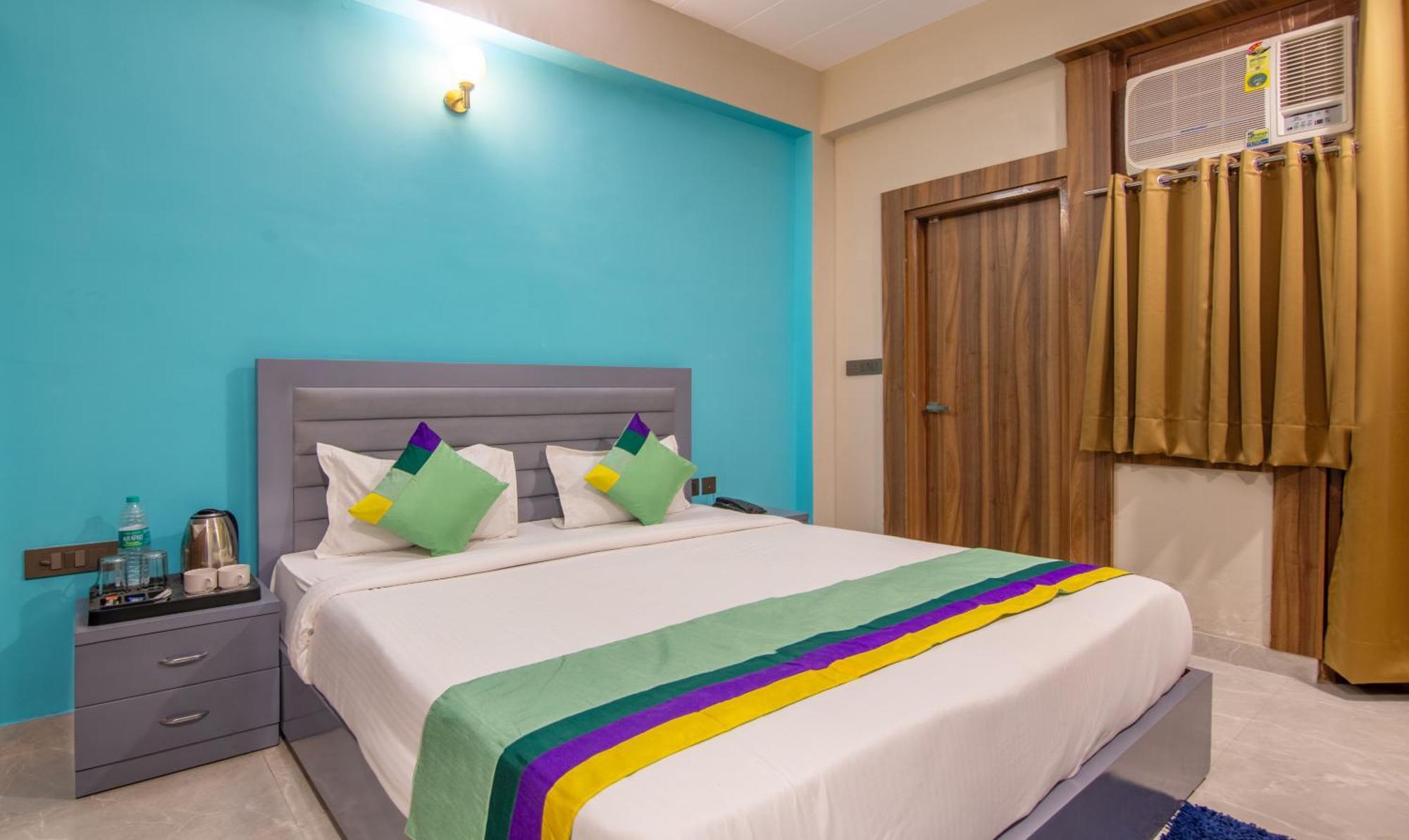 Treebo Elite Corporate, Sector 62 Hotell Noida Exteriör bild