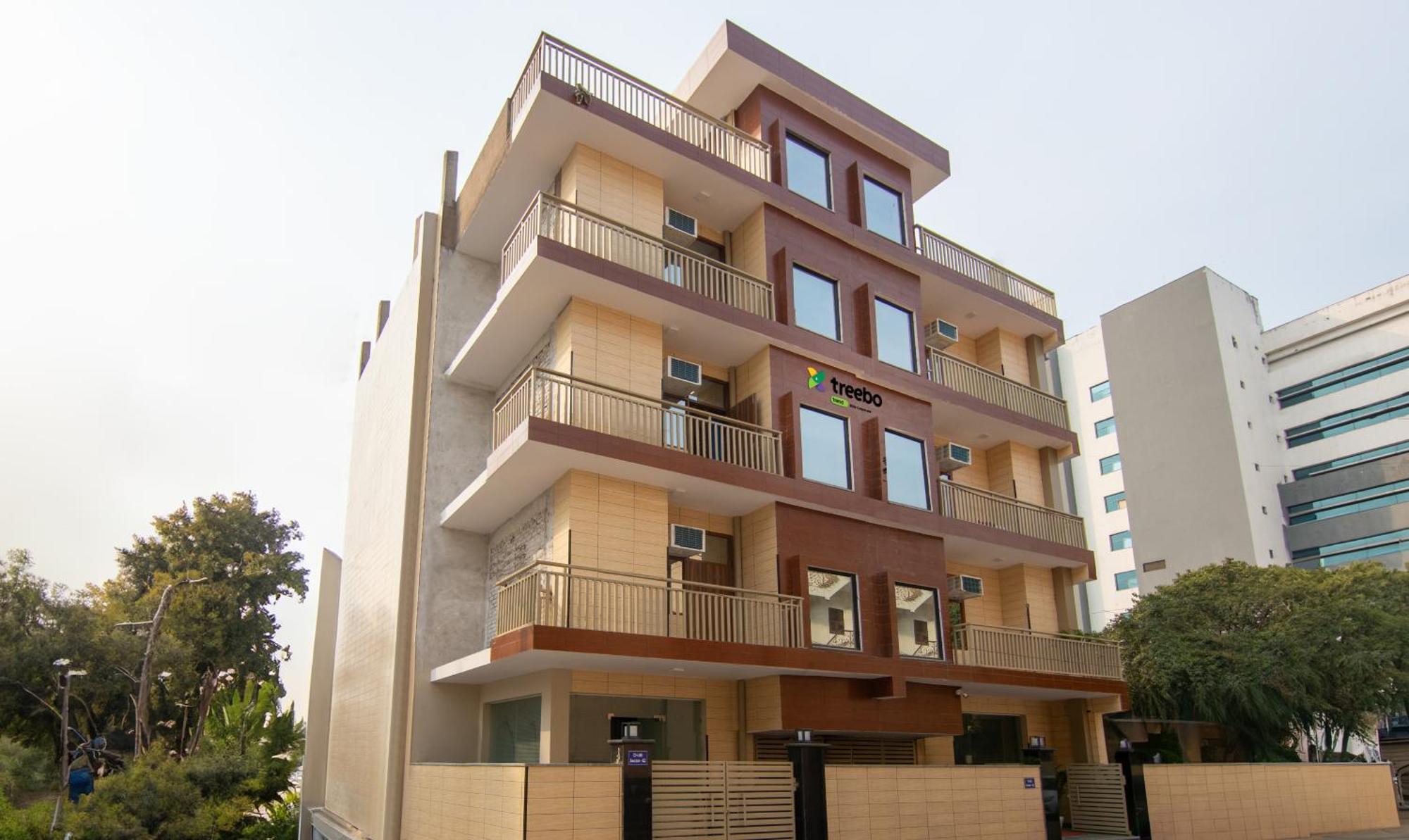 Treebo Elite Corporate, Sector 62 Hotell Noida Exteriör bild